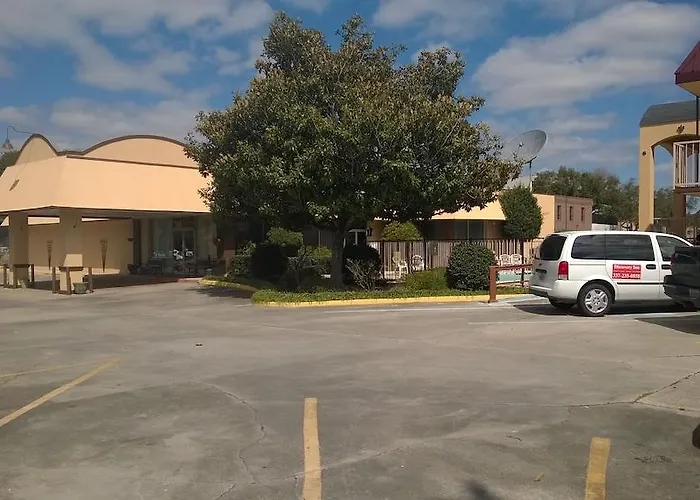 Discovery Airport I-10 Motel Lafayette