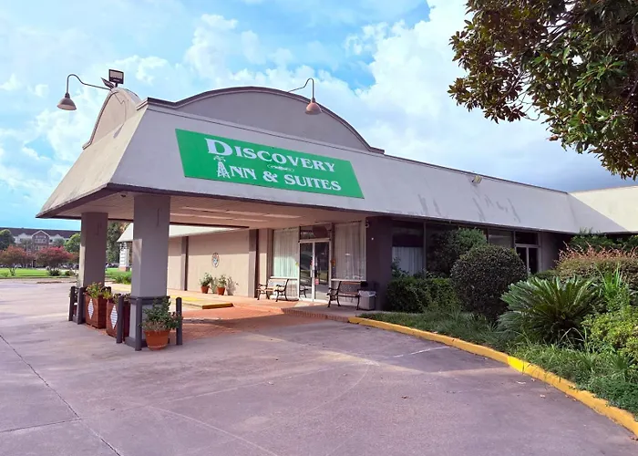 Discovery Motel 2*