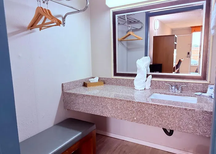 Discovery Motel Lafayette