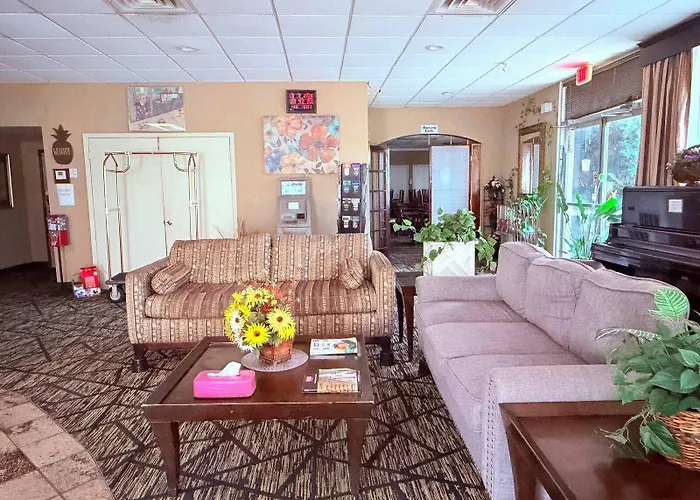 Discovery Airport I-10 Motel Lafayette